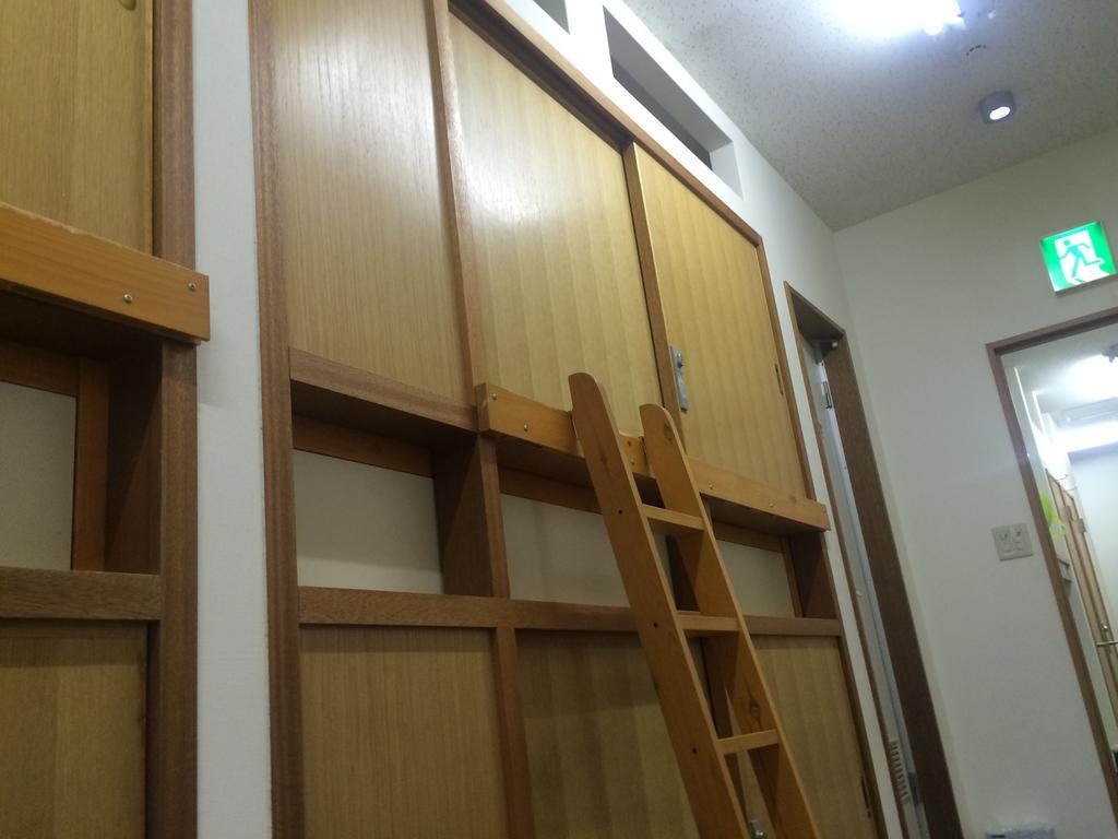 Capsule Dormitory Orion Tomari Екстериор снимка
