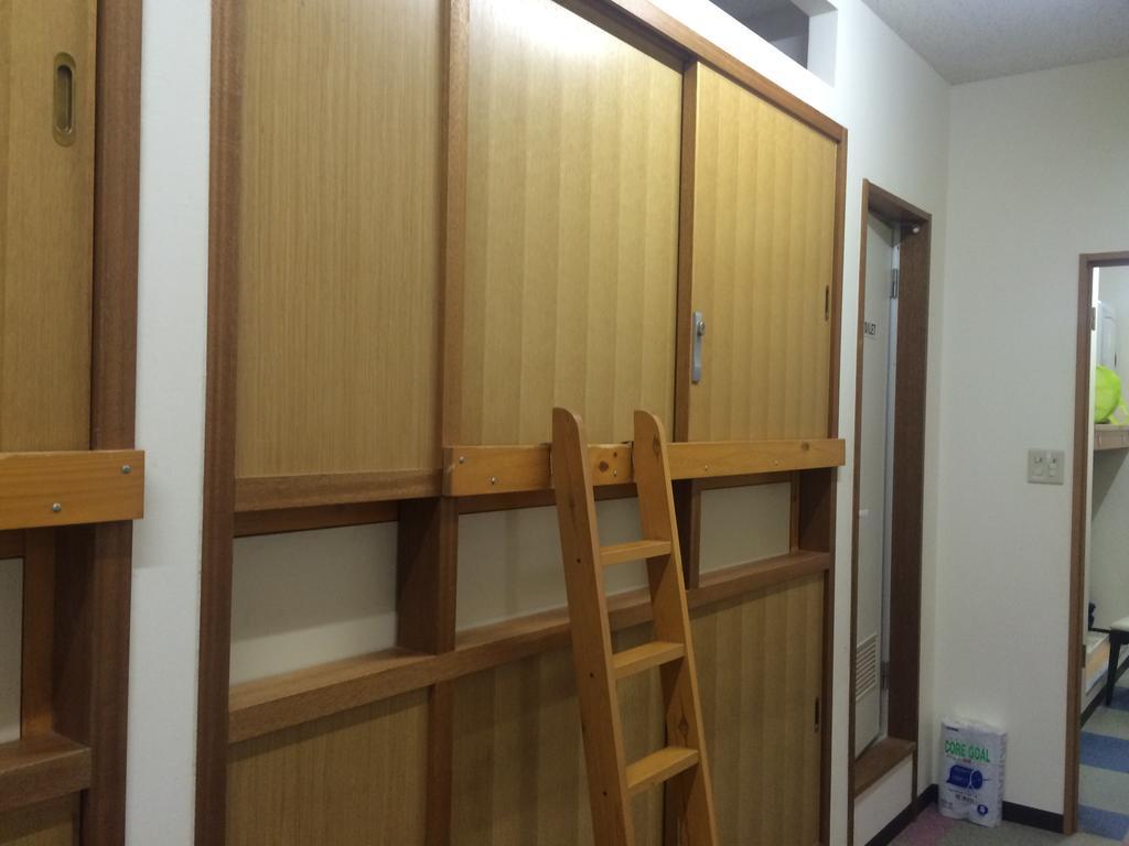 Capsule Dormitory Orion Tomari Екстериор снимка