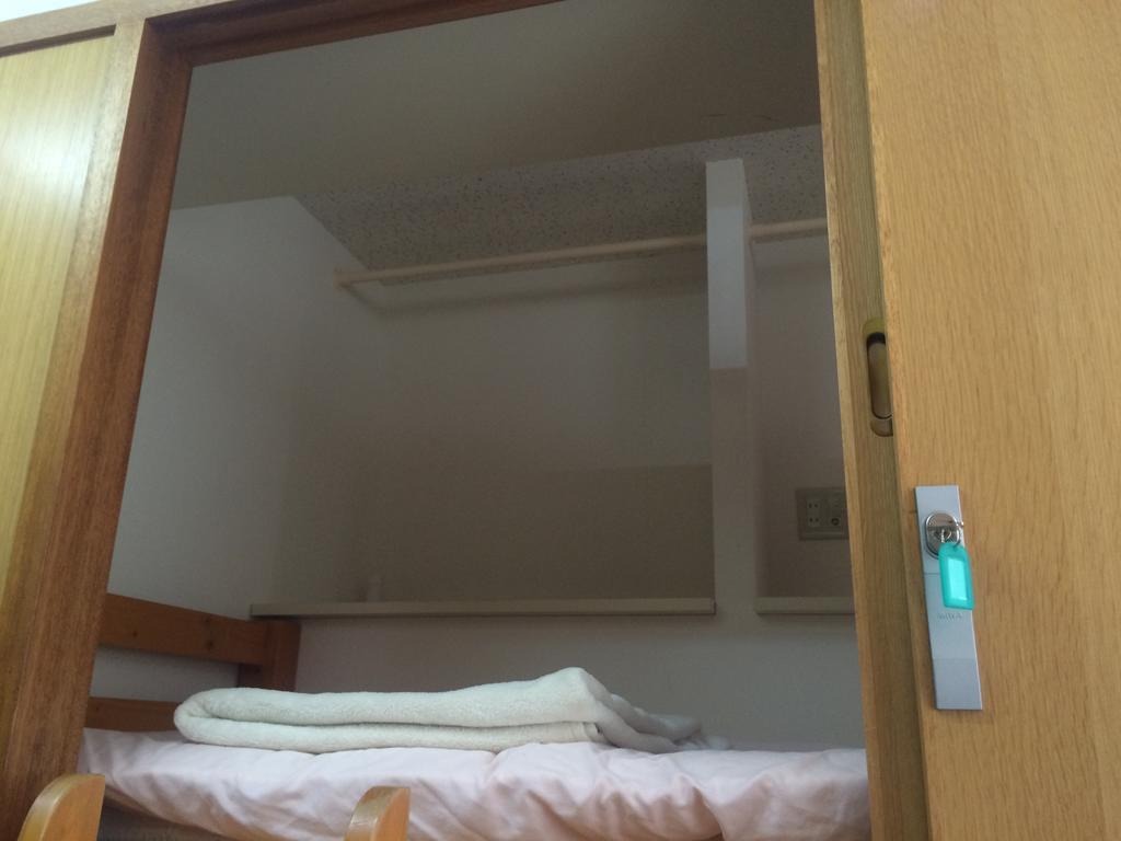 Capsule Dormitory Orion Tomari Екстериор снимка