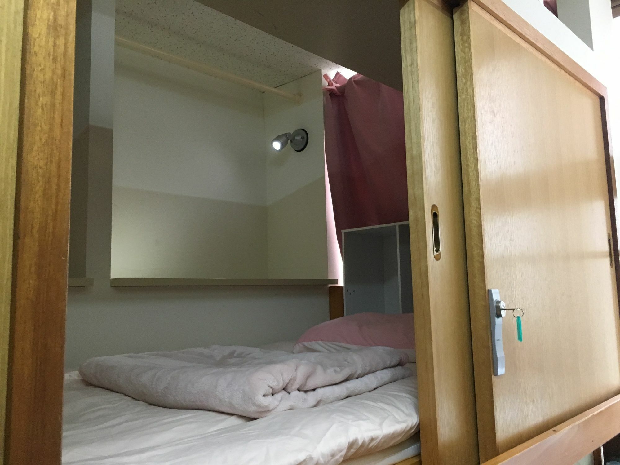 Capsule Dormitory Orion Tomari Екстериор снимка